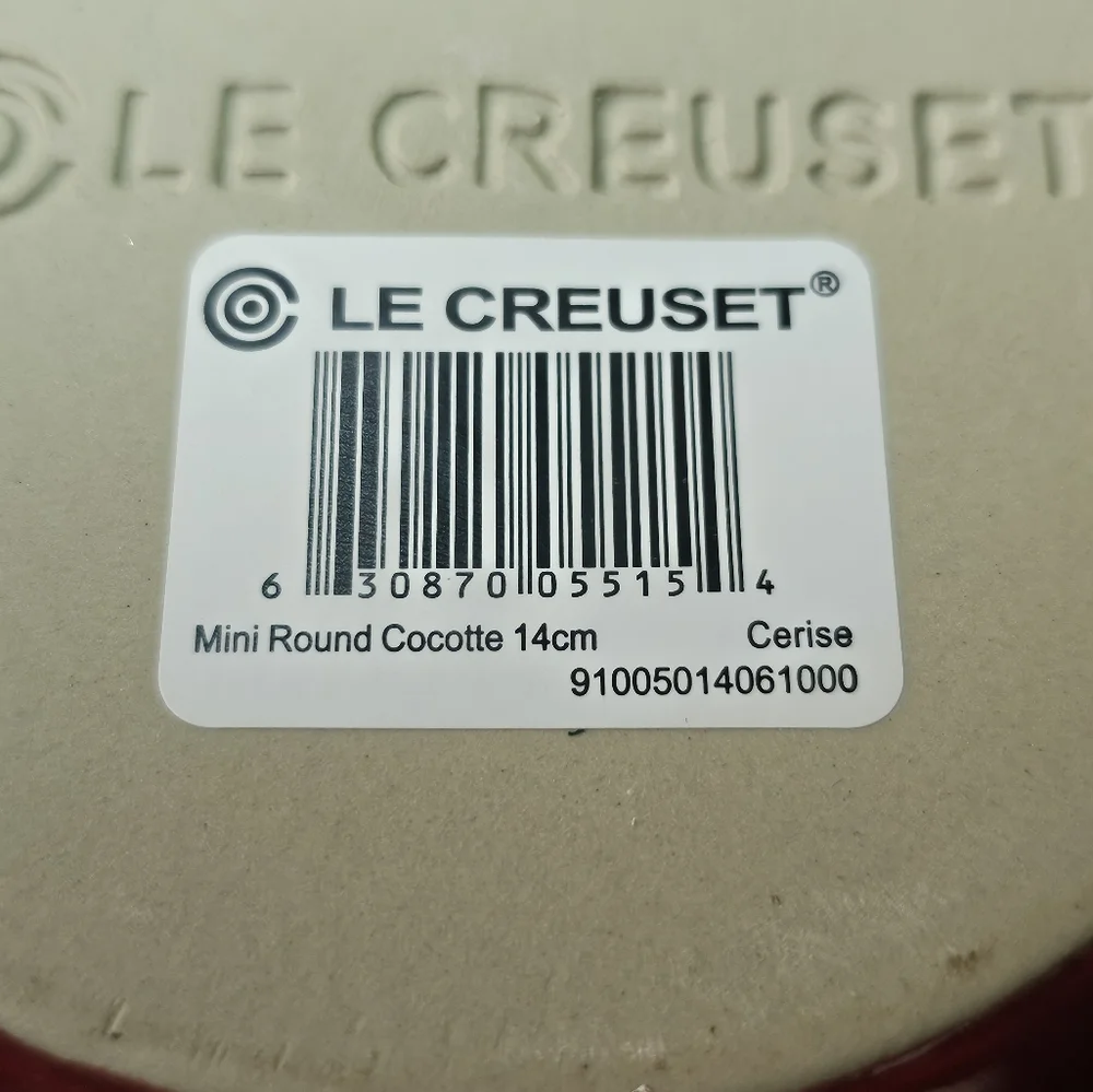 Le Creuset Mini Round Cocotte 14cm Red  New - Picture 8 of 8